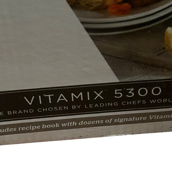 Brand New Vitamix 5300 64oz. Countertop Blender Red Mo:VMO1020 rare model - Picture 5 of 13